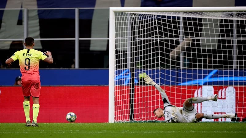 Việc nắm vững các ngoại lệ này giúp người chơi hiểu sâu hơn về kèo penalty 